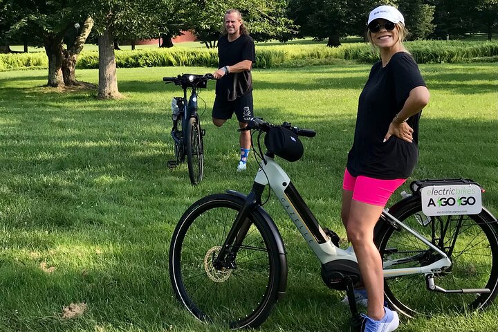 Sagaponack Sunset Electric Bike Tour