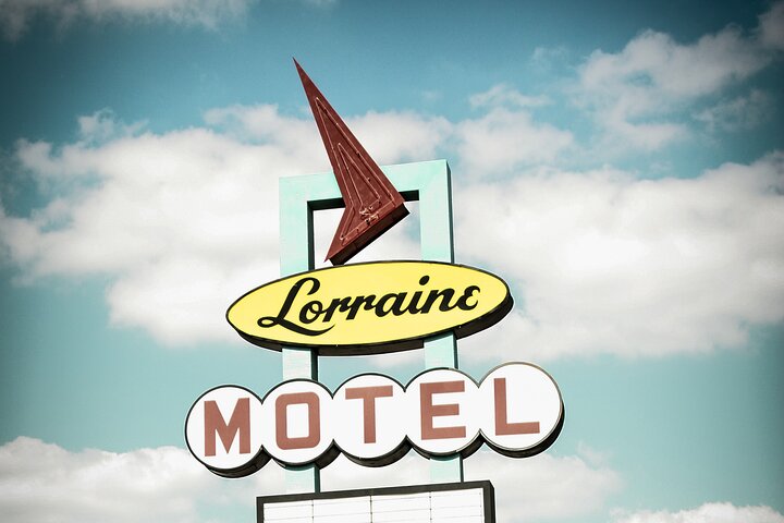 Private Memphis City Caravan Guided Tour From Own Vehicle - thumb 1