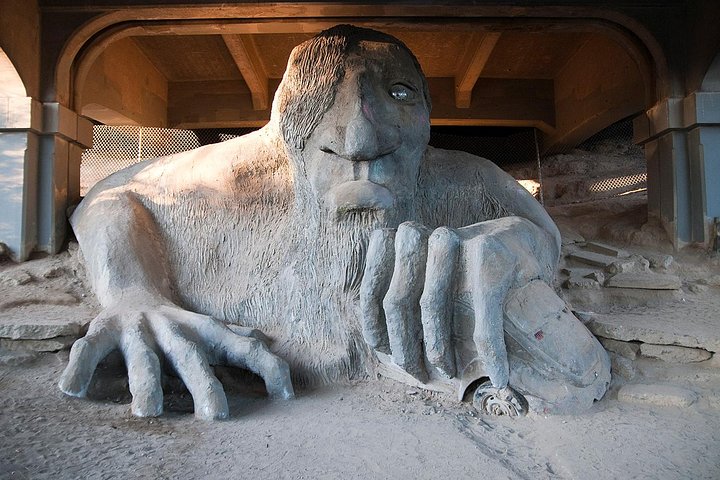 Half-Day Guided Tour of Seattle City and Snoqualmie Falls