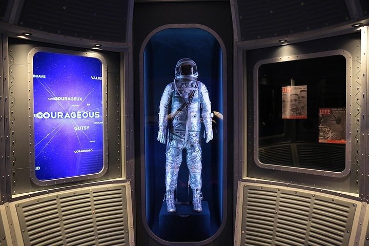 Kennedy Space Center Day Trip with Transport from Orlando